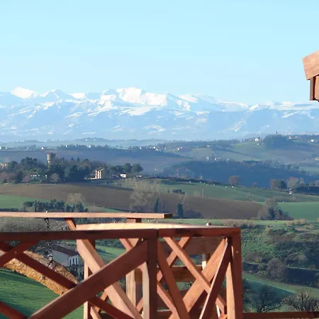 בית כפרי Airone House *