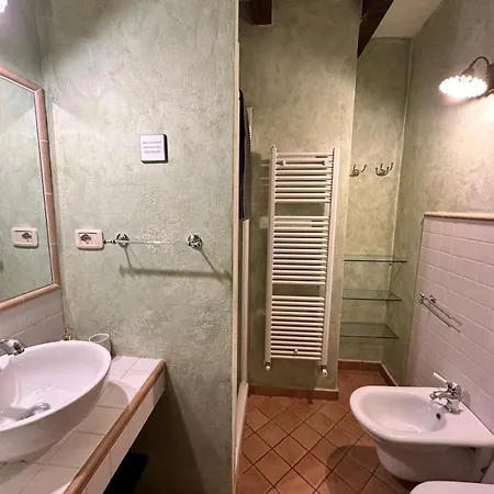 בית כפרי Airone House אוסימו