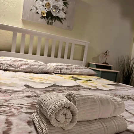 בית כפרי Airone House