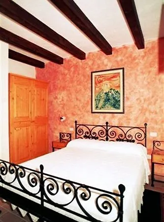 בית כפרי Airone House *